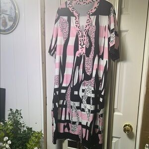 Stylish Pink and Black Midi Dress